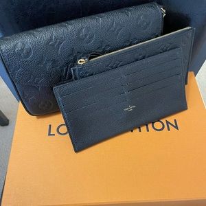 Authentic Louis Vuitton Pochette